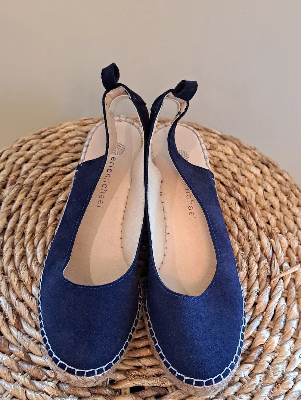 NWOT Eric Michael Women Summer/Preppy Navy Suede Wedge Espadrille Sandals 38/7.5